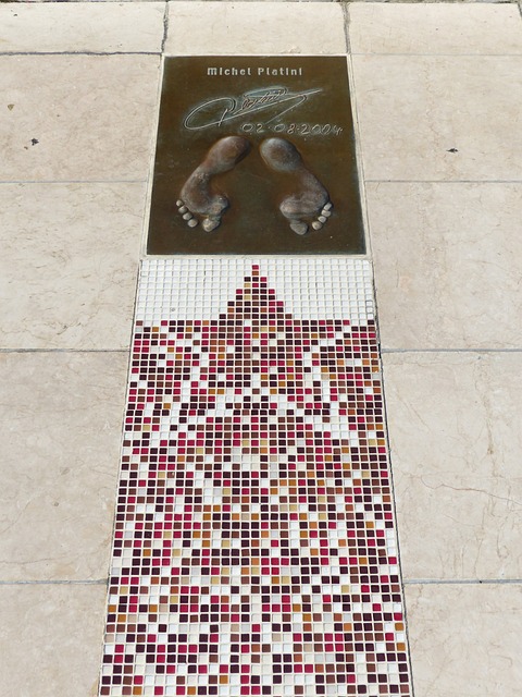 宋体在跑步